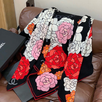 CHANEL 26S SCARF 140 IN SILK AND CASHMERE 313350