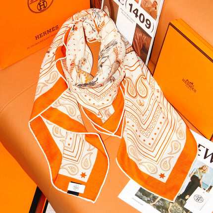 HERMES 26S SCARF 135 IN SILK AND CASHMERE 498486