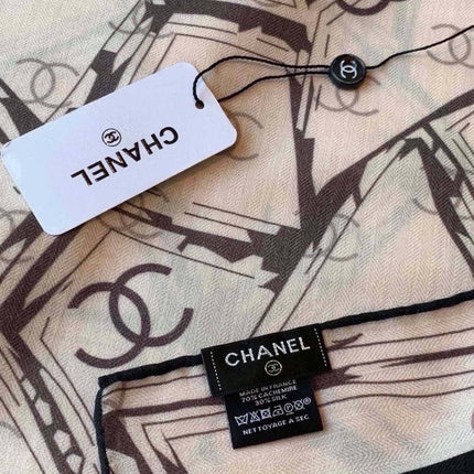 CHANEL 26S SCARF 135 IN SILK AND CASHMERE 511061