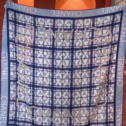 CHANEL 26S SCARF 140 IN SILK AND CASHMERE 510953