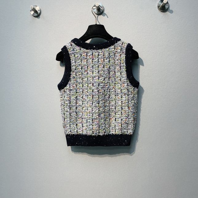 CHANEL 26S SLEEVELESS SWEATER 826