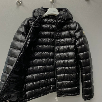 MONCLER 26S HOODED DOWN PUFFER JACKET 828