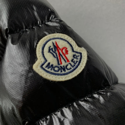 MONCLER 26S HOODED DOWN PUFFER JACKET 828