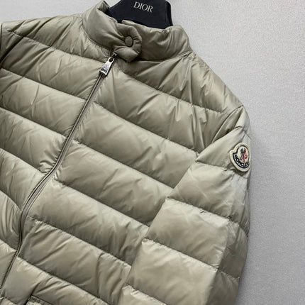 MONCLER 26S SHORT DOWN JACKET 791
