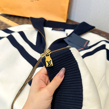 LV 25S PEACOAT 0165