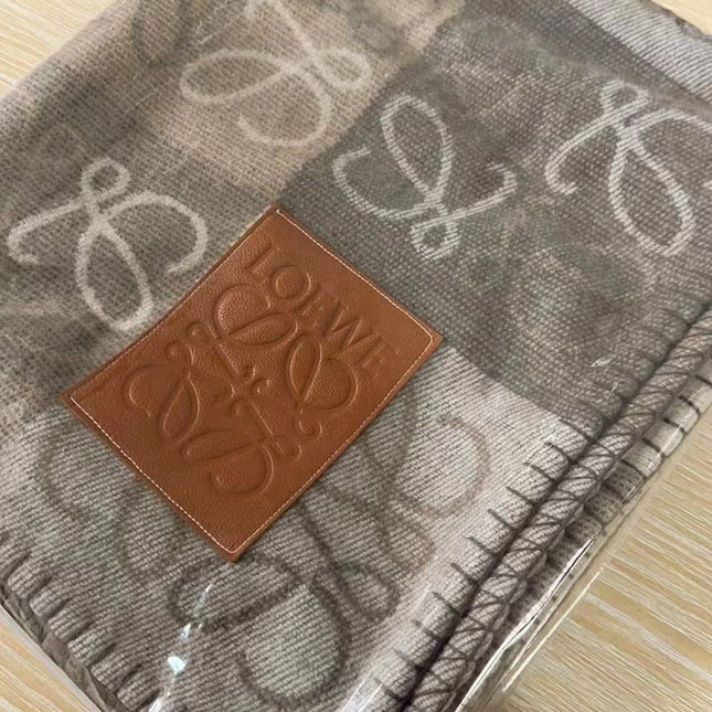 LOEWE 26S SCARF 170 IN CASHMERE WOOL 142539