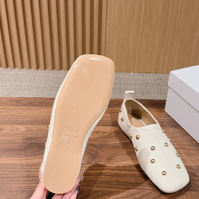 CHLOE 26S STUDDED LOAFERS IN CREAM WHITE CALFSKIN