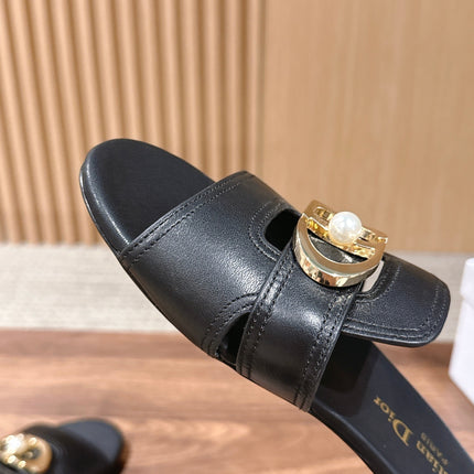 DIOR 26S WIDE STRAP SLIDE SANDALS IN BLACK CALFSKIN PEARL GOLD BUCKLE