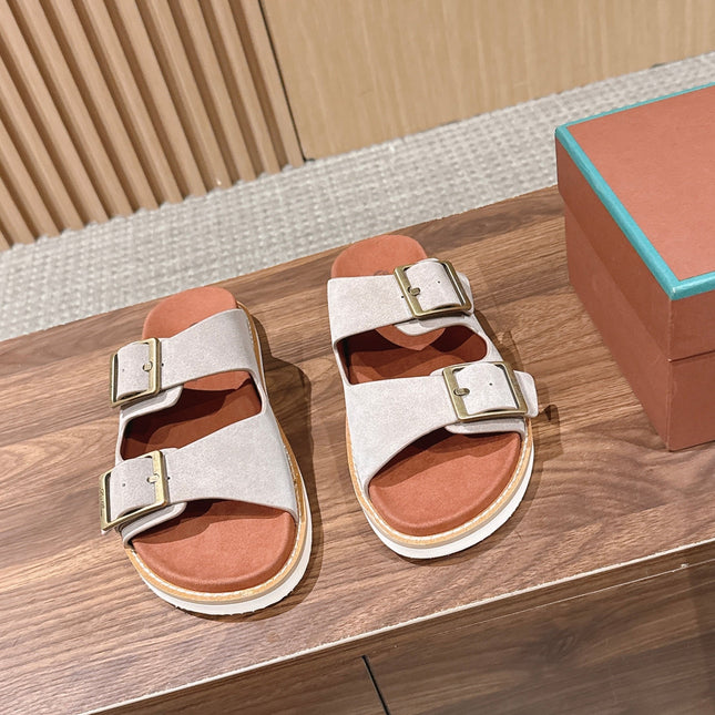 LP 26S DOUBLE BUCKLE SLIDES IN LIGHT GREY SUEDE GOLD HARDWARE