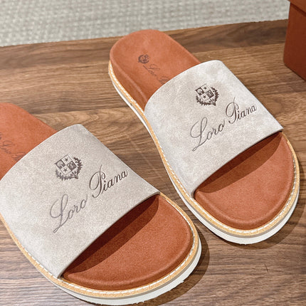 LP 26S SLIDES SANDAL IN LIGHT GREY SUEDE WITH LOGO