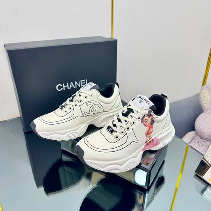 TRAINERS SNEAKER IN WHITE CALFSKIN WITH STICKER 238624