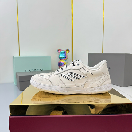 BALENCIAGA 25S SNEAKERS IN WHITE LEATHER