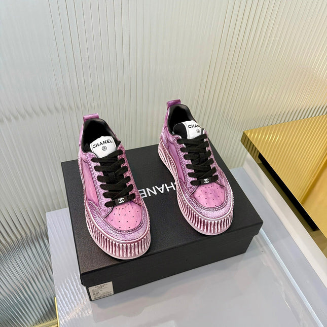 CHANEL 26S LOW-TOP SNEAKERS IN PURPLE PINK GRAFFITI PATTERN CALFSKIN