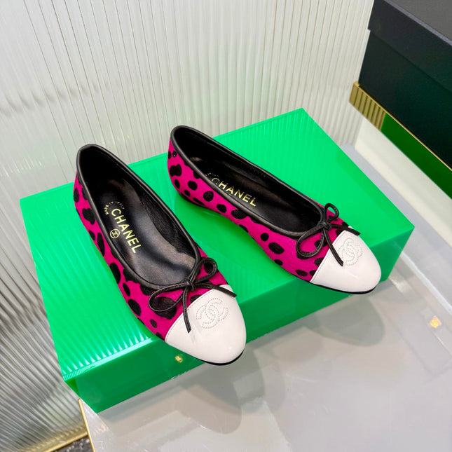 CHANEL 26S FLAT SHOES IN DARK PINK AND BLACK LEOPARD PRINT PONY HAIR