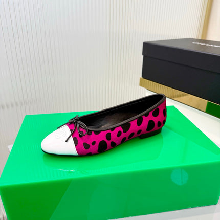 CHANEL 26S FLAT SHOES IN DARK PINK AND BLACK LEOPARD PRINT PONY HAIR