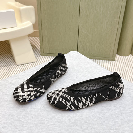 BURBERRY 26S BALLET FLATS IN BLACK AND WHITE KNIT STYLE 2