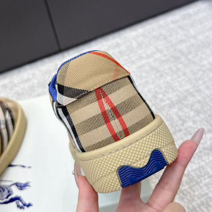 THE BURBERRY CHECK TERRACE SNEAKERS IN BROWN CANVAS
