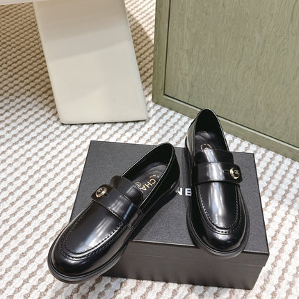 CHANEL 25S GODDESS FLAT LOAFERS IN BLACK GLOSSY CALFSKIN GOLD HARDWARE