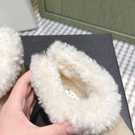 CHANEL 25S SHORT SUEDE BOOTS IN BEIGE AND BLACK WITH SHEEPSKIN LINING