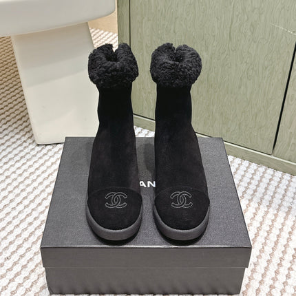 CHANEL 25S CALF-HIGH BOOTS IN BLACK SUEDE LINED WITH SHEEPSKIN