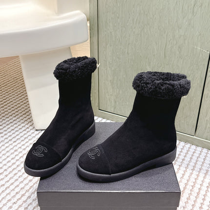 CHANEL 25S CALF-HIGH BOOTS IN BLACK SUEDE LINED WITH SHEEPSKIN