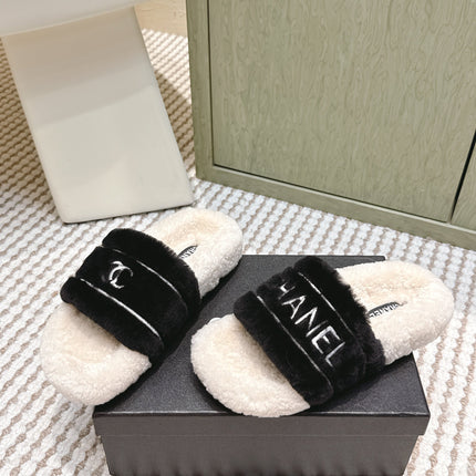 CHANEL 25S FLUFFY SLIDERS IN BEIGE AND BLACK