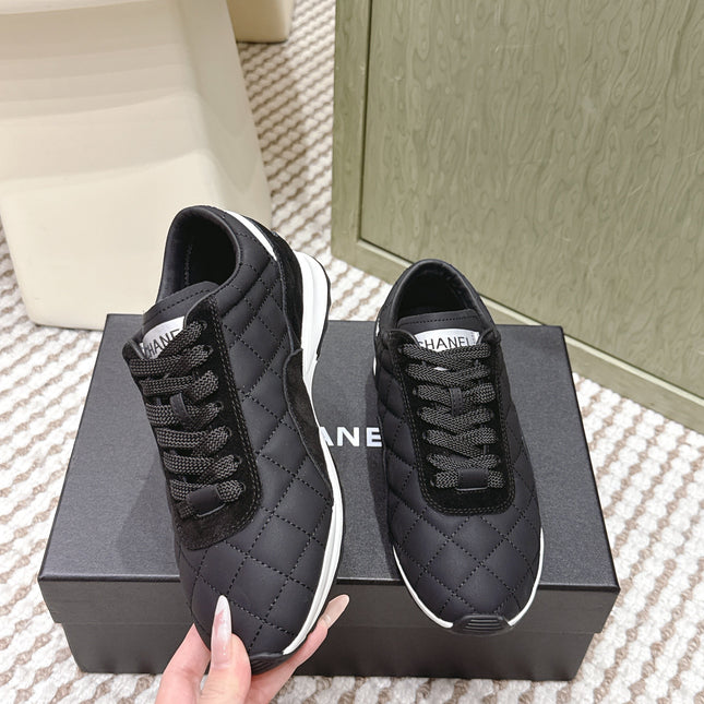 CHANEL 25S SNEAKERS IN BLACK CALFSKIN AND SUEDE