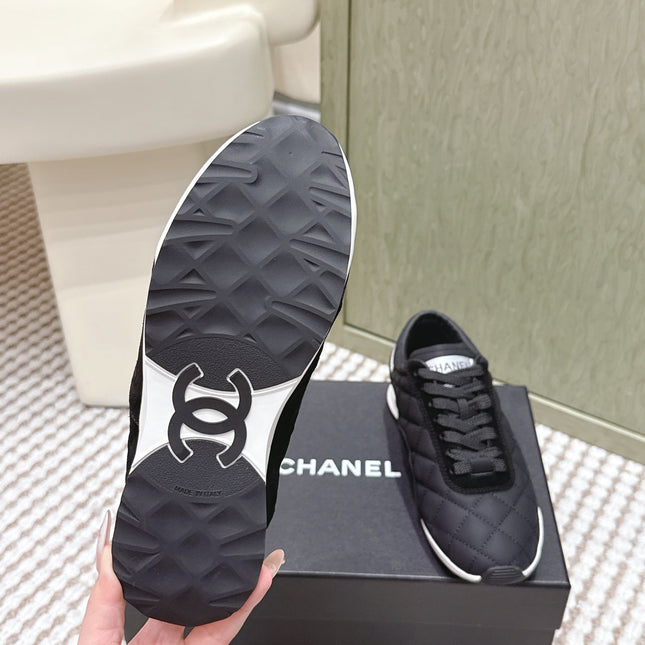 CHANEL 25S SNEAKERS IN BLACK CALFSKIN AND SUEDE