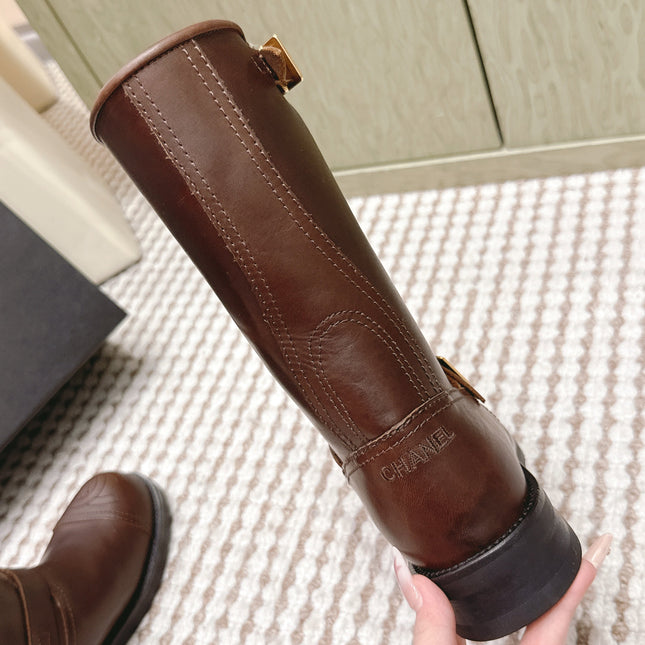 CHANEL 25S CALF-HIGH CHELSEA BOOTS IN BROWN CALFSKIN GOLD HARDWARE