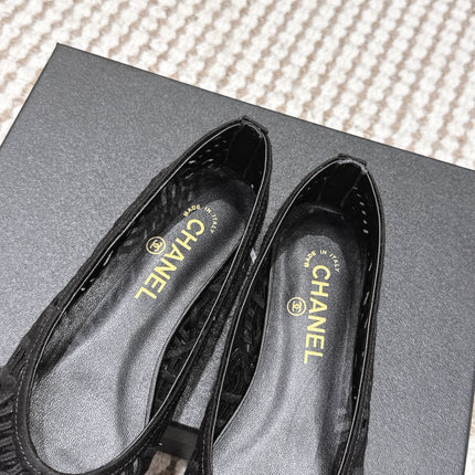 CHANEL 26S BALLET FLATS IN BLACK MESH AND FABRIC