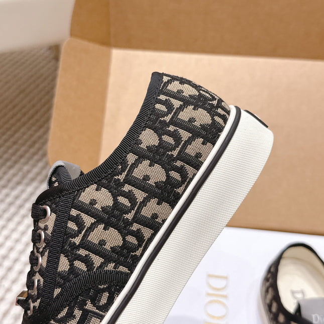 DIOR 26S SALTWIND SNEAKER IN BROWN BLACK FABRIC