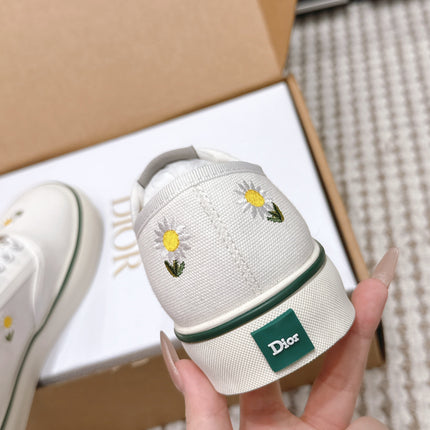 DIOR 26S SALTWIND SNEAKER IN WHITE FABRIC STYLE 4