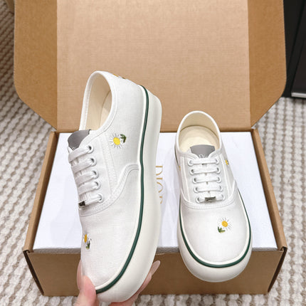 DIOR 26S SALTWIND SNEAKER IN WHITE FABRIC STYLE 4
