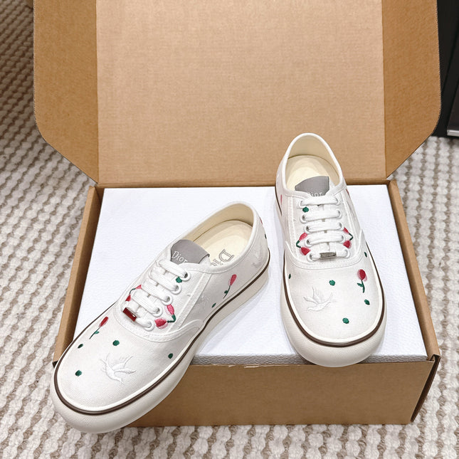 DIOR 26S SALTWIND SNEAKER IN WHITE FABRIC STYLE 1