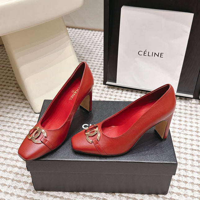 CHANEL 26S HIGH HEELS 95 MM IN RED CALFSKIN WITH GOLD-TONE CC LOGO