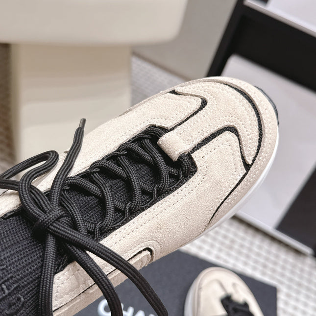 CHANEL 26S PLATFORM SNEAKERS 30 MM IN BEIGE SUEDE WITH BLACK FABRIC