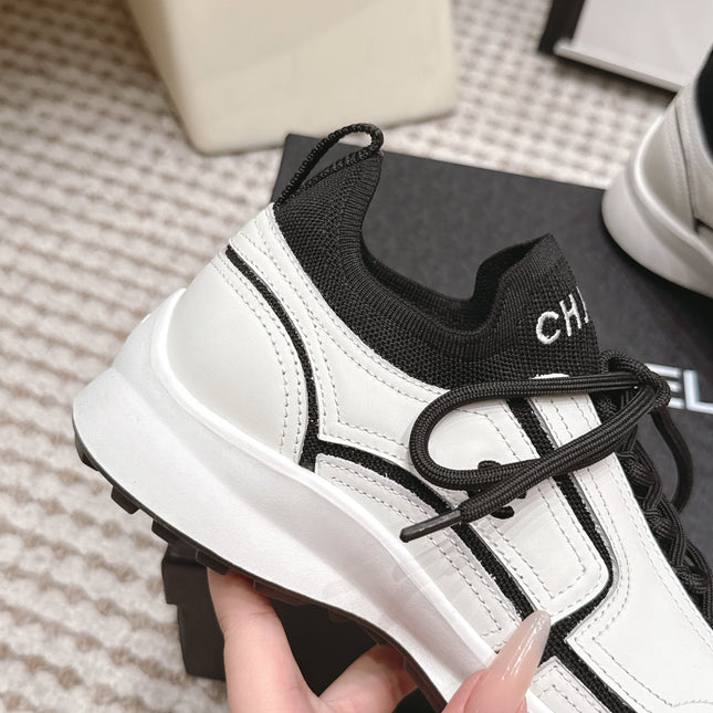 CHANEL 26S PLATFORM SNEAKERS 30 MM IN WHITE CALFSKIN WITH BLACK FABRIC