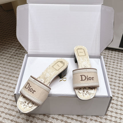 DIOR 26S D-WAY HEELED SLIDE IN MULTICOLOR CANVAS STYLE 08