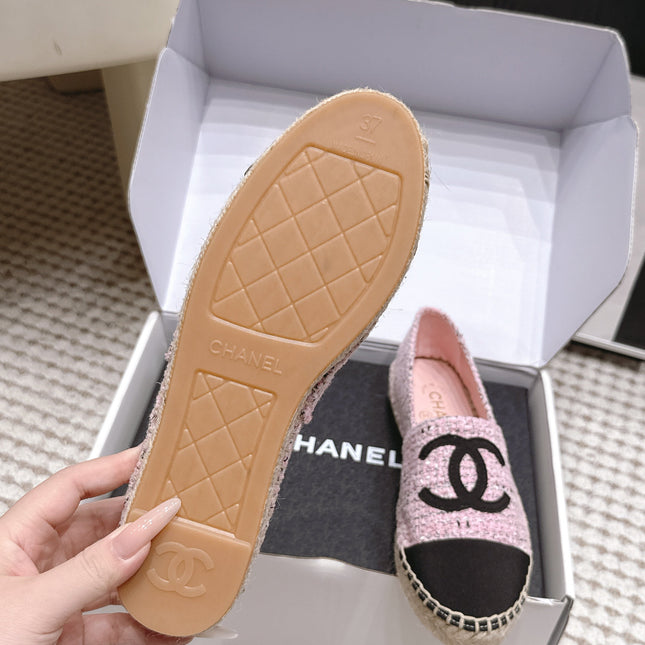 CHANEL 26S SLIP ONS IN PINK MIX BLACK TWEED AND PATENT CALFSKIN