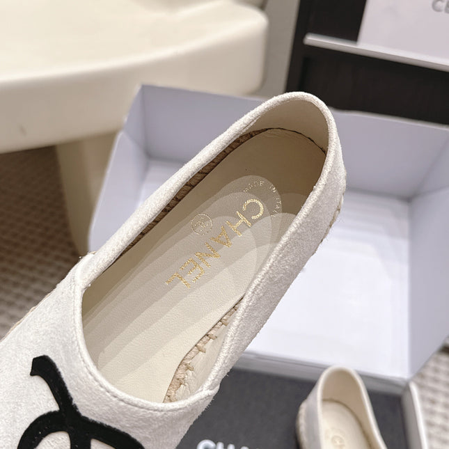 CHANEL 26S ESPADRILLE SLIP-ONS IN WHITE MIX BLACK SUEDE
