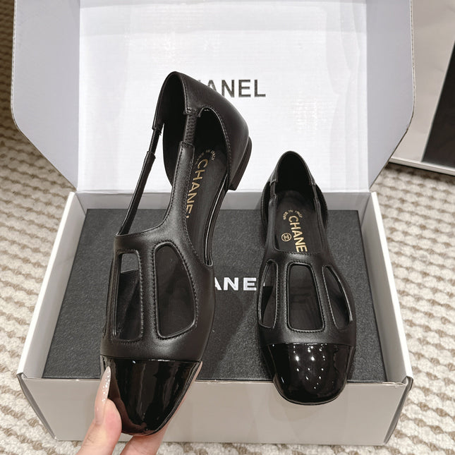 CHANEL 26S ROUND TOE MARY JANE FLATS IN BLACK CUTOUT CALFSKIN