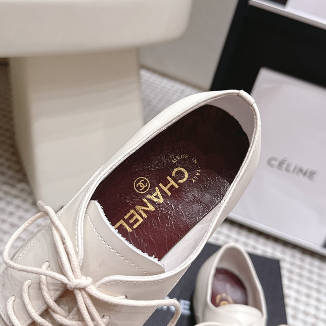 CHANEL 26S LACE-UP OXFORD SHOES IN LIGHT BEIGE CALFSKIN WITH GOLD TOE CAP