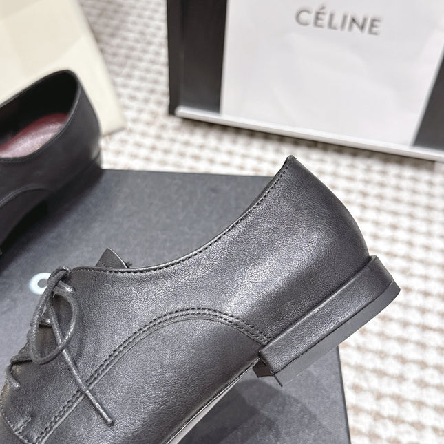 CHANEL 26S LACE-UP OXFORD SHOES IN BLACK CALFSKIN WITH GOLD TOE CAP