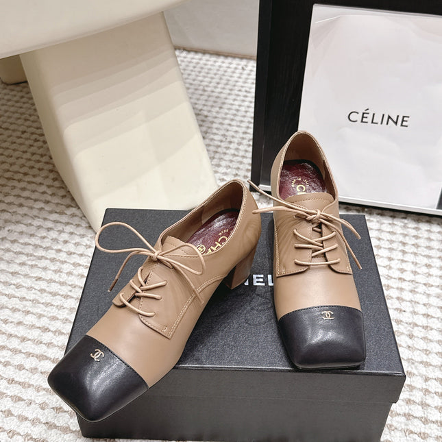 CHANEL 26S LACE-UP OXFORD HEELS IN LIGHT BROWN CALFSKIN WITH BLACK TOE CAP