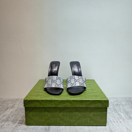 GUCCI 26S MULE SANDALS 110MM IN SILVER SATIN CRYSTAL GG