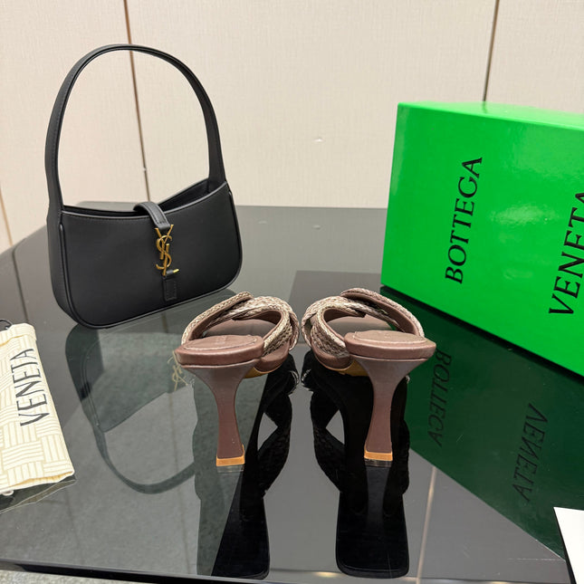 BOTTEGA VENETA 26S HEELED SANDALS 95 MM IN DARK BROWN CALFSKIN AND RAFFIA