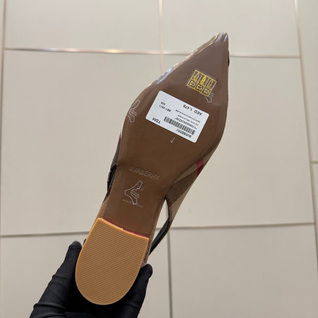 BURBERRY 26S SLINGBACK HEELS 85 MM IN STRIPED COLOR COORDINATION FABRIC WITH GOLD HARDWARE STYLE 6