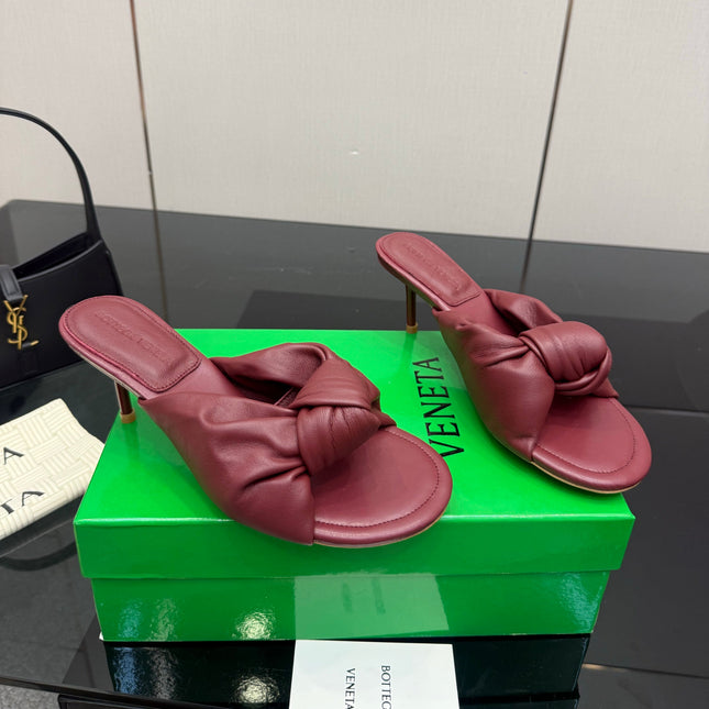 BOTTEGA VENETA 26S KNOT-STRAP HIGH-HEEL SANDALS IN DARK RED LAMBSKIN