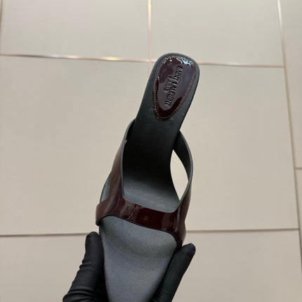 YSL 26S POINTED-TOE SANDALS 90 MM IN DARK RED AND BLACK CALFSKIN