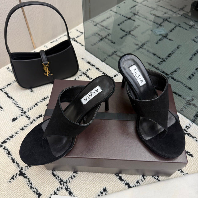 ALAIA 26S HEELED THONG MULE SANDALS IN BLACK SUEDE